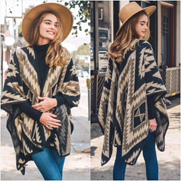 ☄️FLASHSALE Warm Boho Cardi Sweater Ruana Wrap - Picture 2 of 7